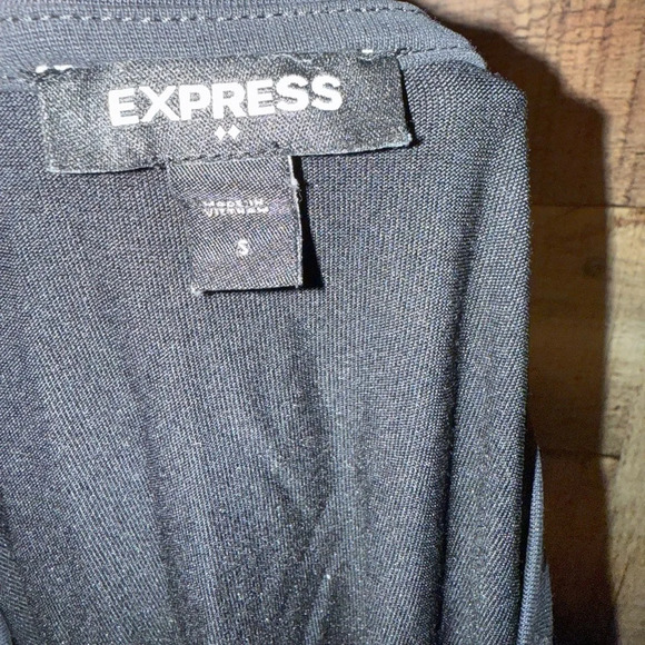 Express Asymmetrical Ruched Black Short Sleeve - Picture 3 of 4